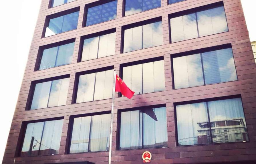 Embajada de China asegura que muerte de compatriota en ferretería es un “caso aislado”